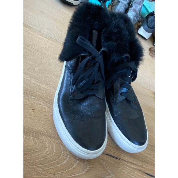 Vince Nyack Leather Fur Trim Sneakers 7.5 - Picture 4 of 8